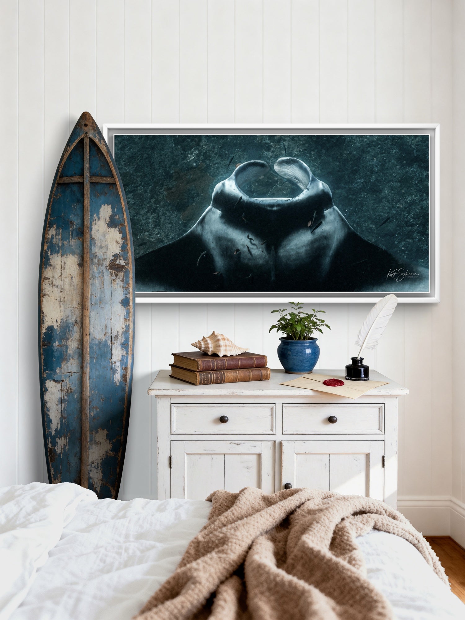 Cruising Manta Ray at Nusa Penida – Underwater Manta Ray Photography Wall Art Print